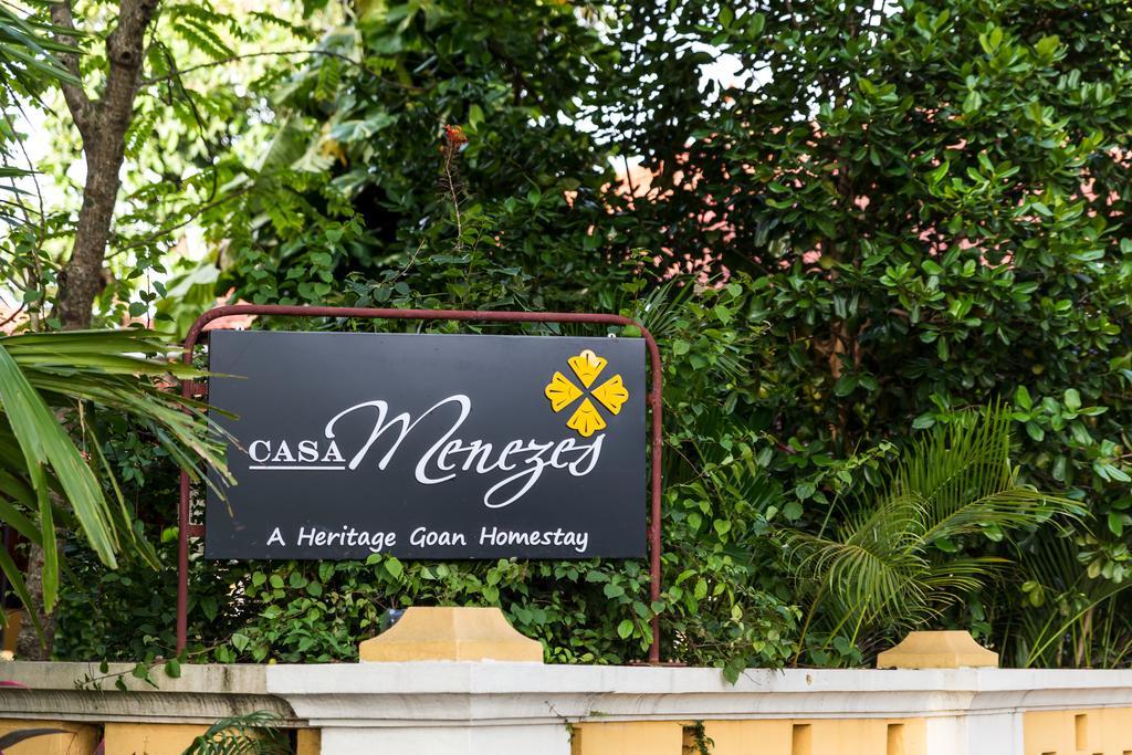 Casa Menezes - A Heritage Goan Homestay Bambolim Buitenkant foto
