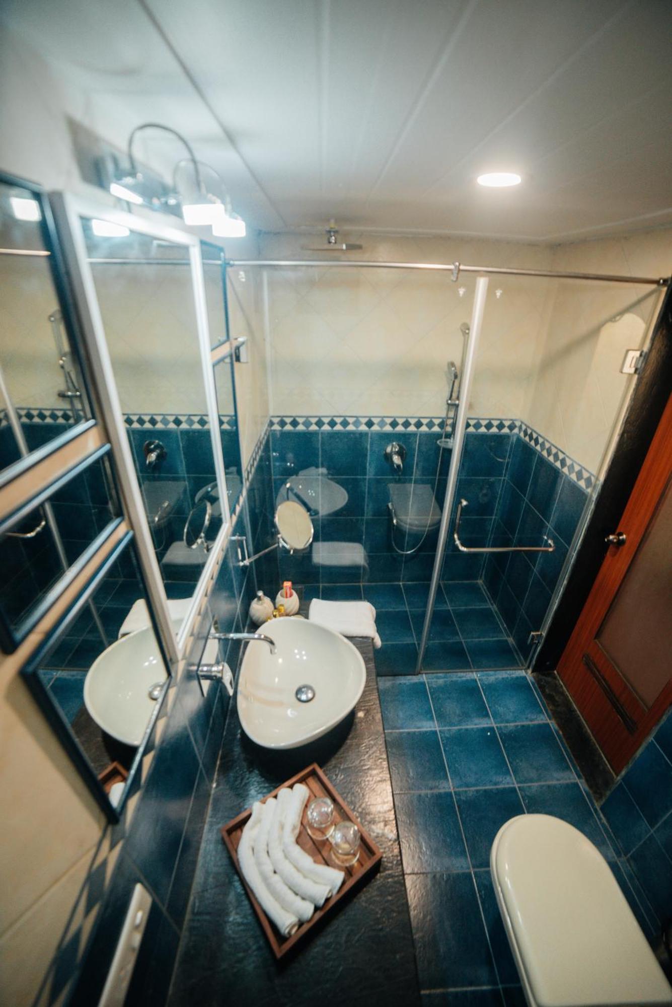 Casa Menezes - A Heritage Goan Homestay Bambolim Buitenkant foto