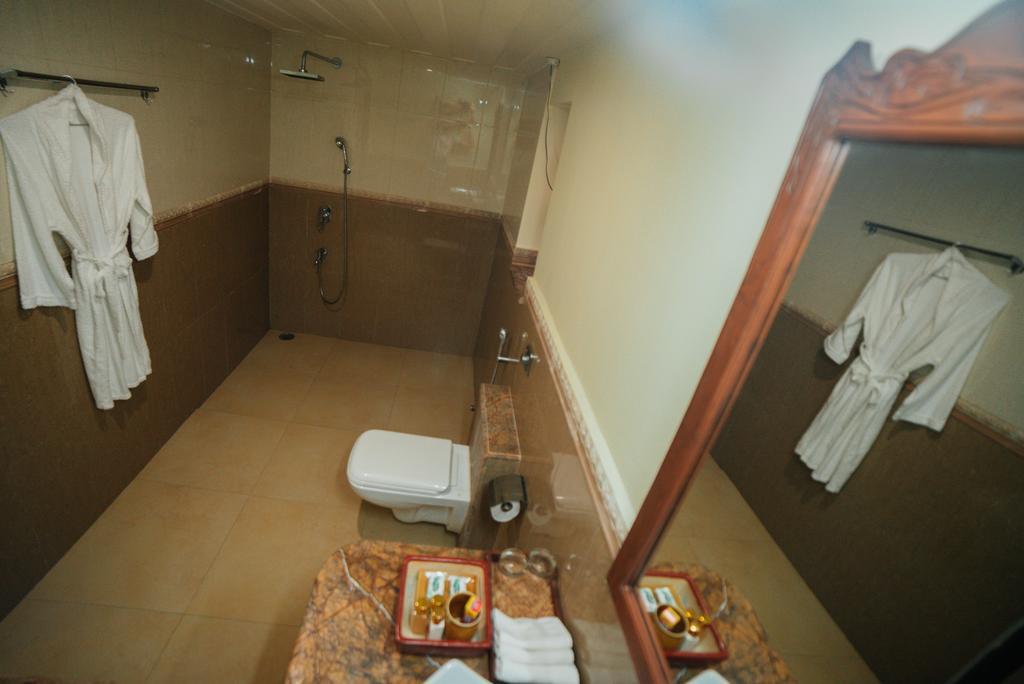Casa Menezes - A Heritage Goan Homestay Bambolim Buitenkant foto